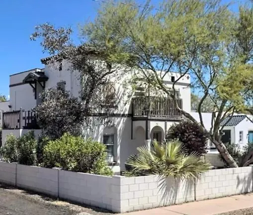 Apartment Unit 4 - Walkable Roosevelt Row 1br 1ba Downtown Phoenix